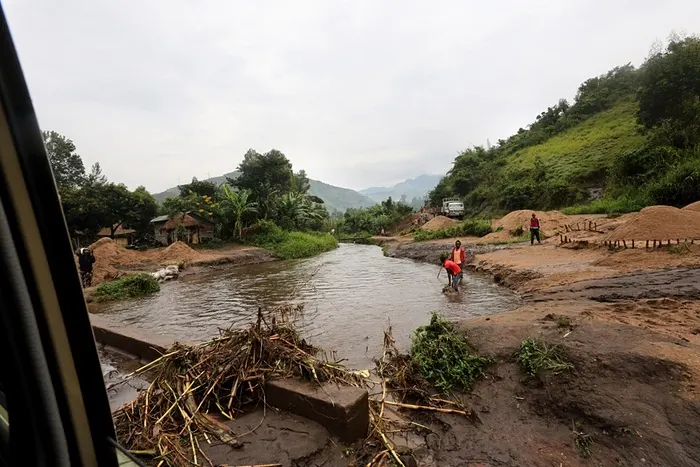 Missing Roads: Students Stranded without Internet